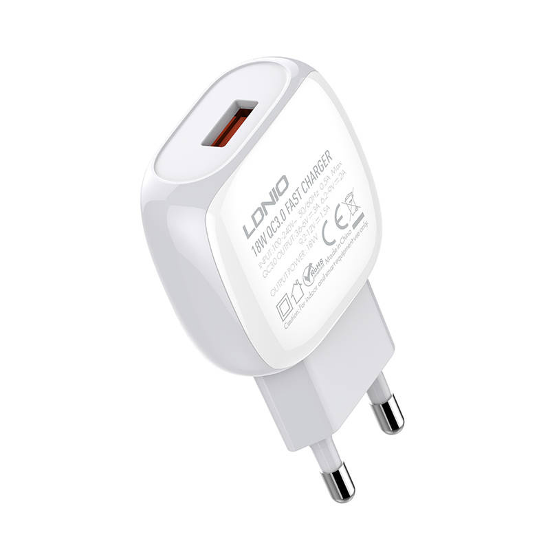 Zidni punjač LDNIO A1306Q 18W + USB-C kabel