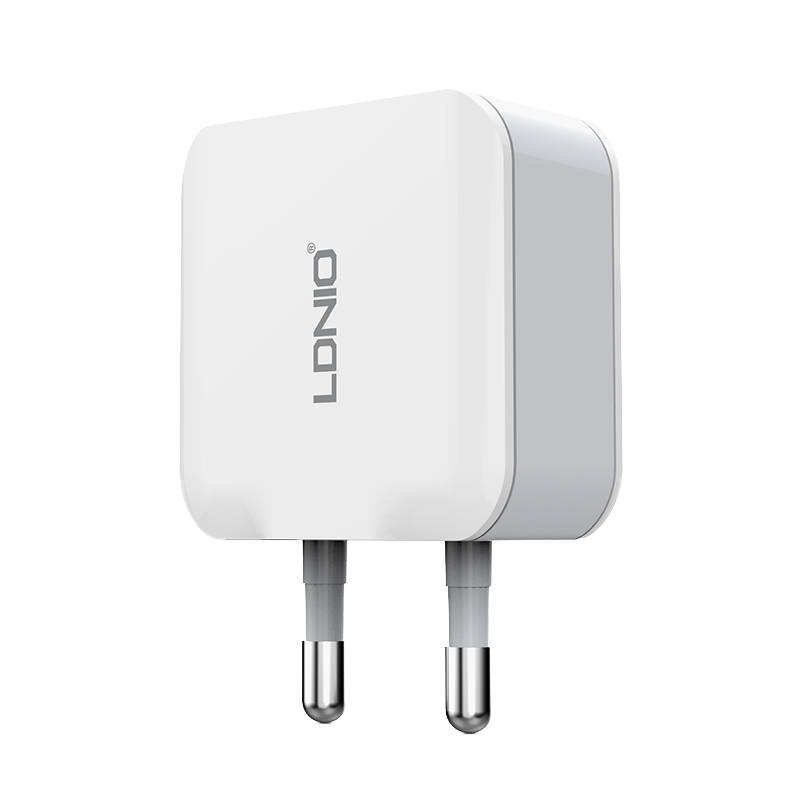 Zidni punjač LDNIO A2201 2USB + USB-C kabel