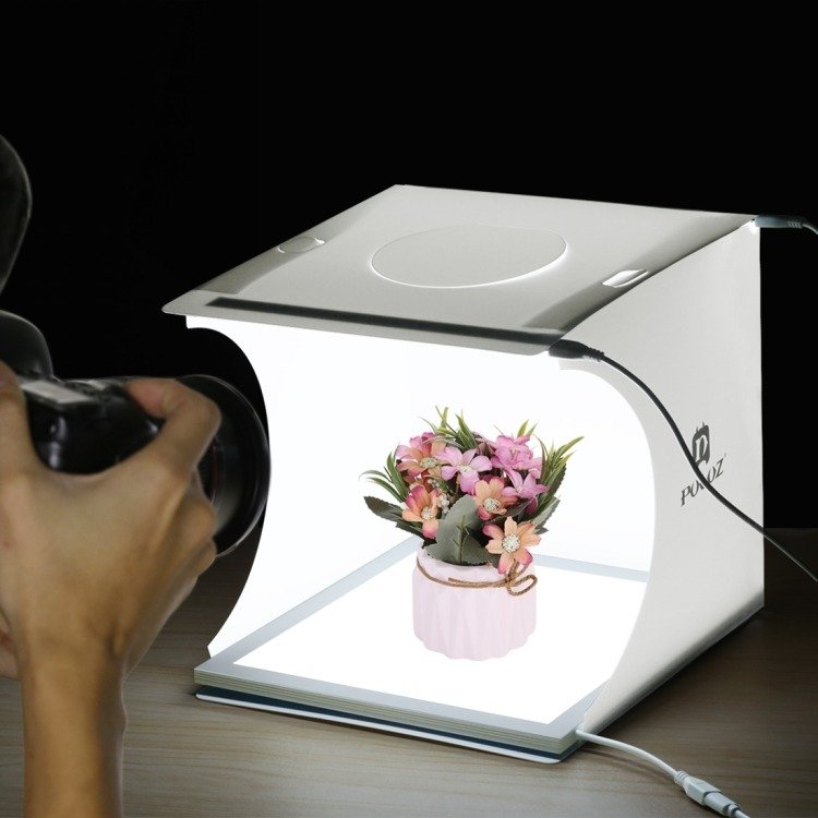 Foto studio Puluz 20cm LED 1100 lumena + sjenilo PU5137