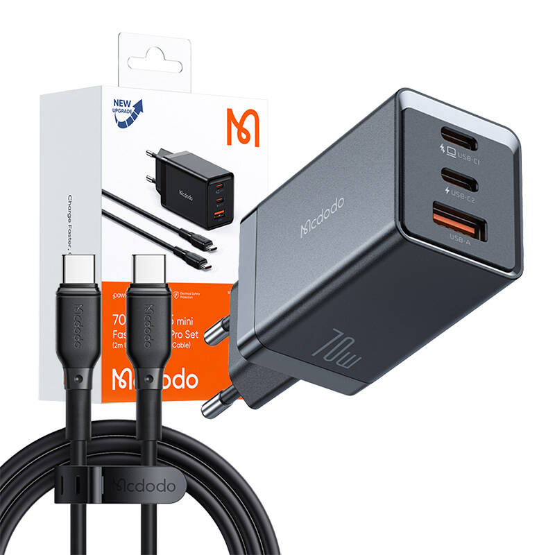 GaN Mcdodo CH-1543 mrežni punjač, ​​2x USB-C, 1x USB, 67W + USB-C na USB-C 2m kabel (crni)