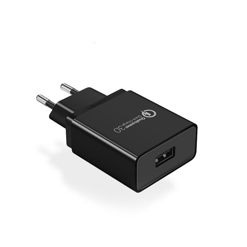 Zidni punjač UGREEN CD122, 18W, QC 3.0, USB (crni)