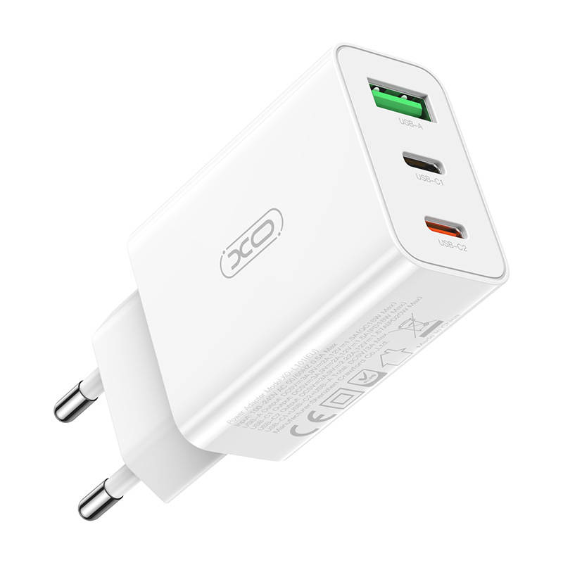 Zidni punjač XO L101, USB + 2x USB-C, PD 20W (bijeli)